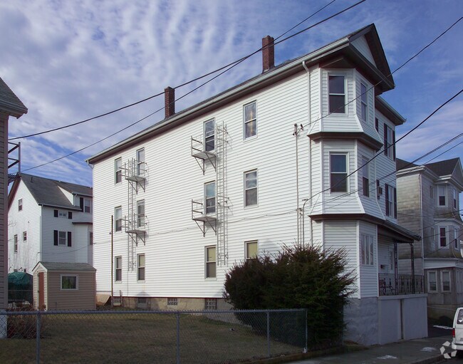 Foto del edificio - 65-71 Division St