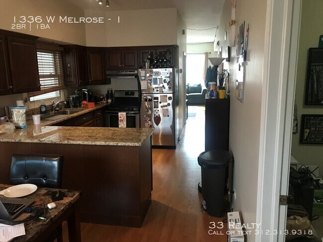 Foto del edificio - Lakeview 2bed Unit Availalbe June 1st.