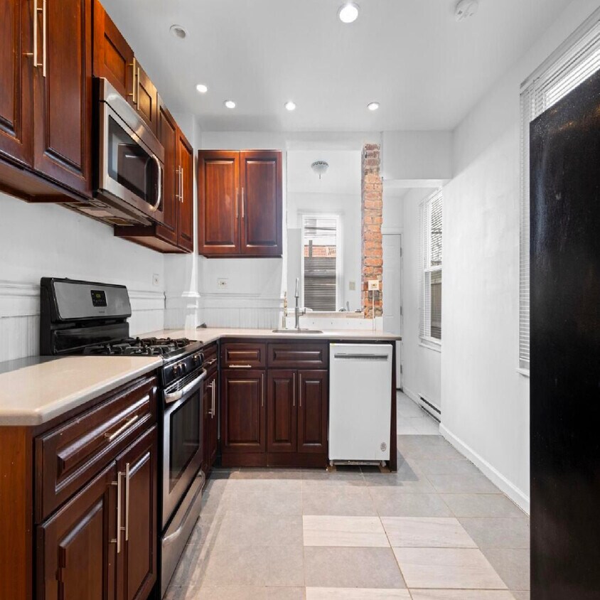 Foto principal - 539 Fernon St