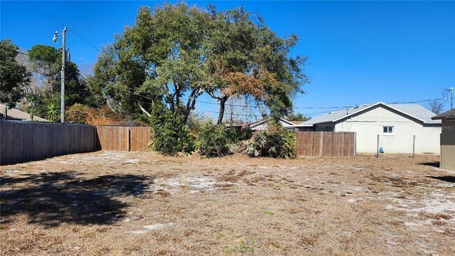 Foto del edificio - 2732 Courtland Blvd