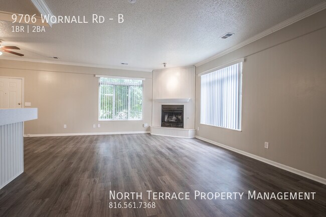Building Photo - Bright, Freshly-Renovated 1BR Townhome wit...