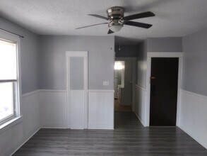 Building Photo - 48 Covell St