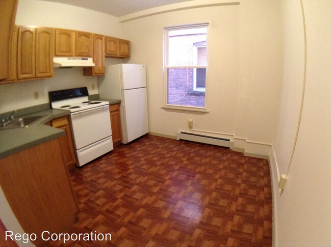 Building Photo - 277 Buckingham St