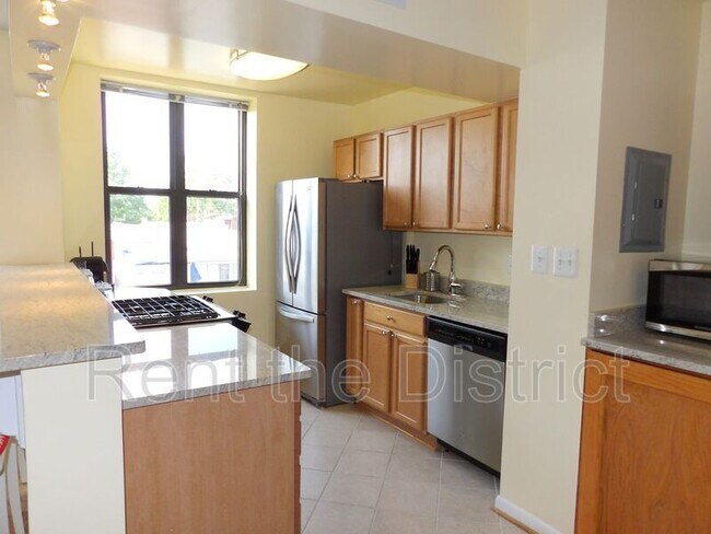 Foto del edificio - 3902 14th St NW