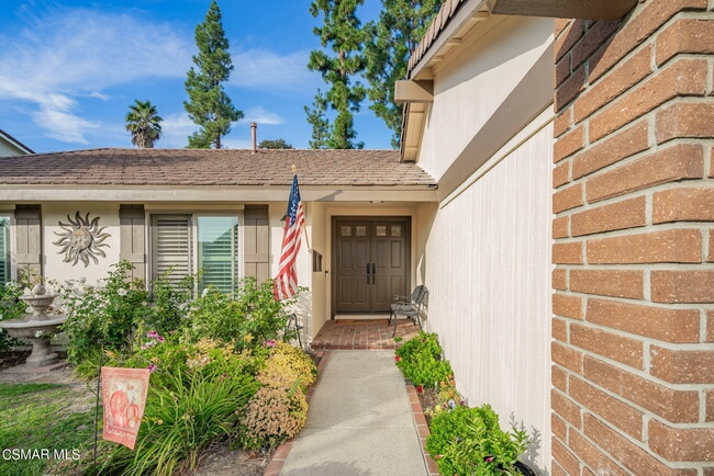 Building Photo - 1805 Sweet Briar Pl