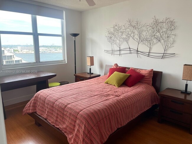 Foto del edificio - 770 Claughton Island Dr