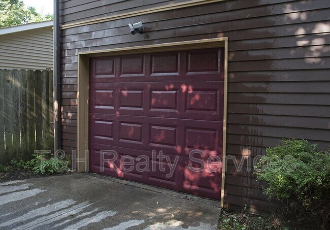 Building Photo - 3043 N Pennsylvania St