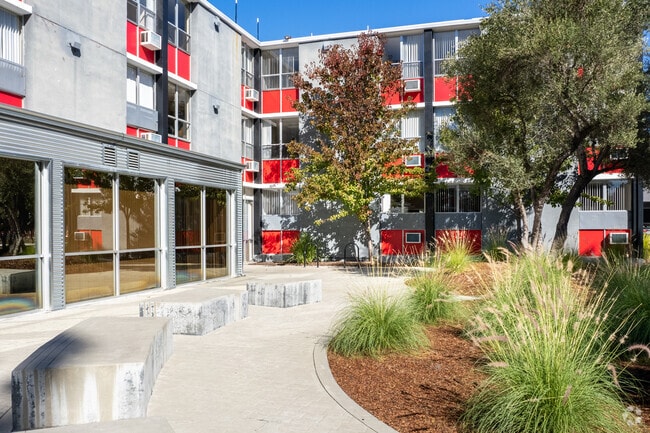 Building Photo - University Village
