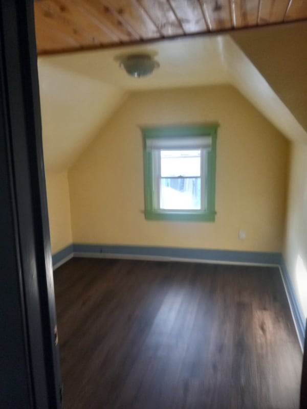 Foto principal - 539 W Canedy St