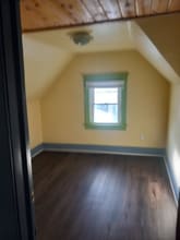 Building Photo - 539 W Canedy St