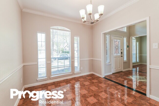 Building Photo - 13518 Scenic Glade Dr