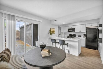 Diamond Townhome - dedicated dining area in  for entertaining - Dublin Park Rental Townhomes