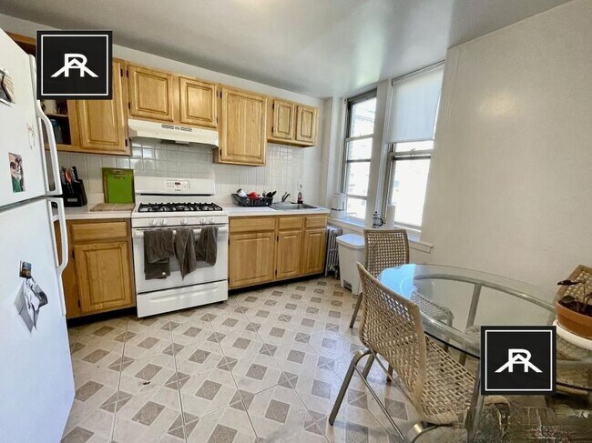 2 bedroom in Brighton MA 02135 - 2 bedroom in Brighton MA 02135 Apartment