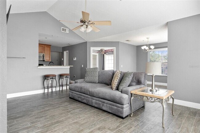 Foto del edificio - 660 Youngstown Pkwy