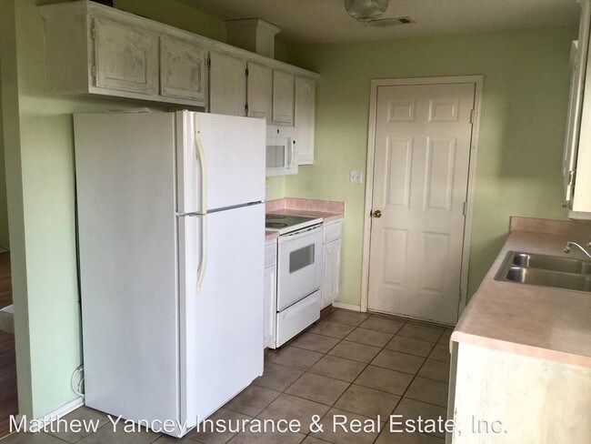 Foto del edificio - 3 br, 2 bath House - 405 Sandstone
