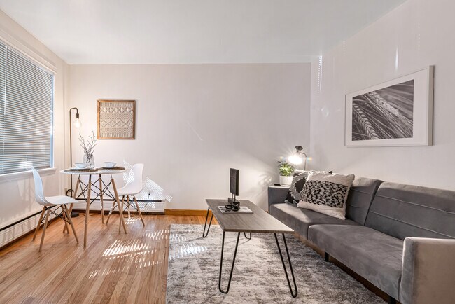 Foto del edificio - 2201 NW 62nd St