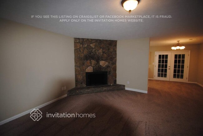 Foto del edificio - 705 Old Manor Rd NW