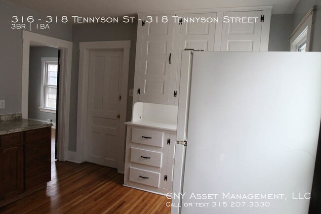 Foto del edificio - 316 Tennyson Ave