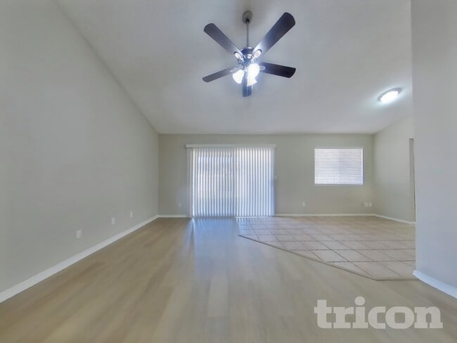 Building Photo - 7310 E Dewan Cir