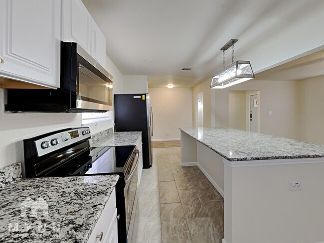 Foto del edificio - 4809 Cedar St