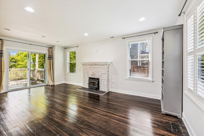 Foto del edificio - 2612 33rd St SE