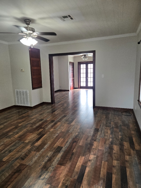 Building Photo - 109 Champagne Ln