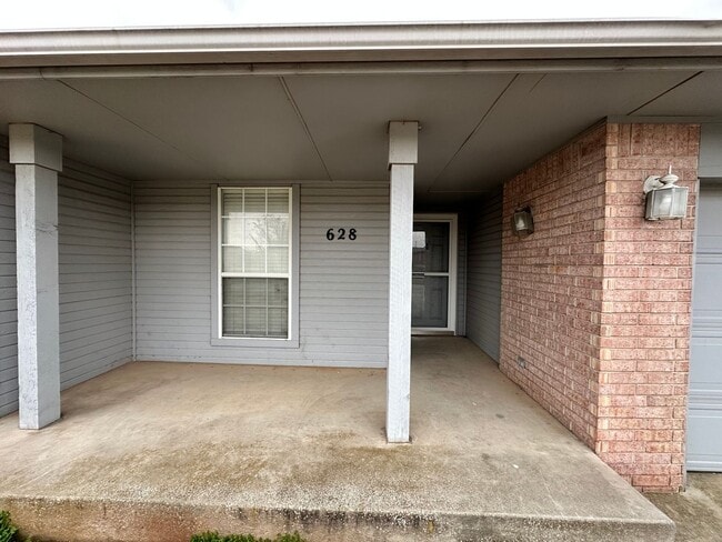 Foto del edificio - 3bed/2bath House Available for Rent in Moore Close to I-35!!