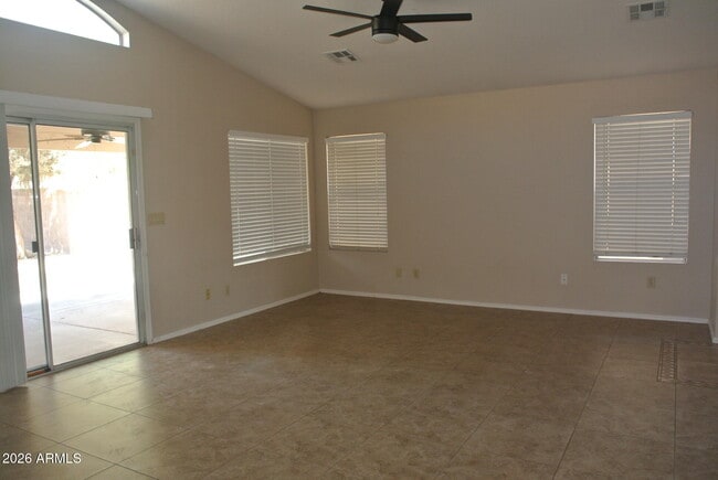 Building Photo - 6814 W Louise Dr