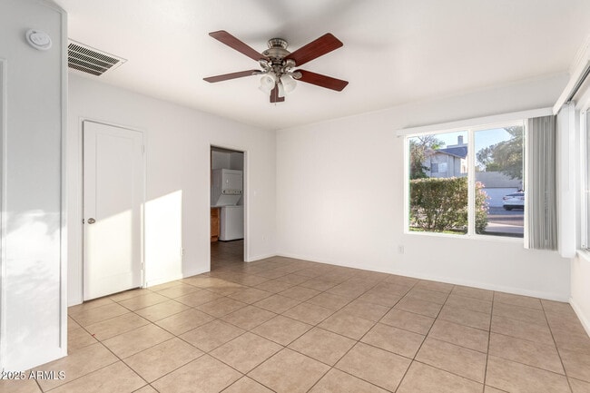 Foto del edificio - 1235 S Roosevelt St