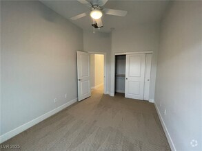Building Photo - 10557 Ridge Glow Ave