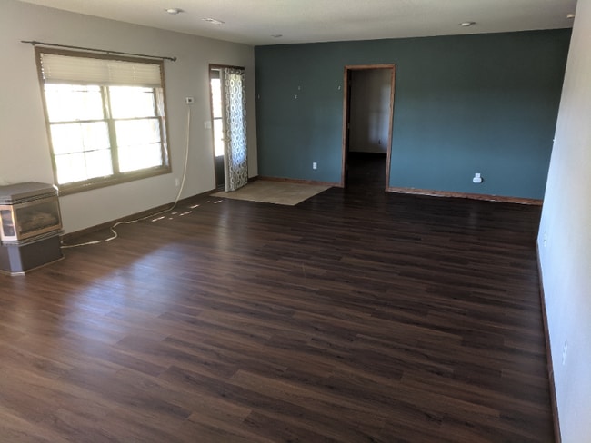 Building Photo - 228 Bellvue Dr