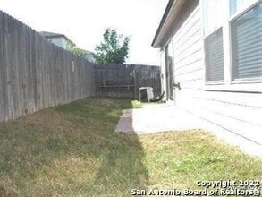 Building Photo - 2210 Beacon Creek