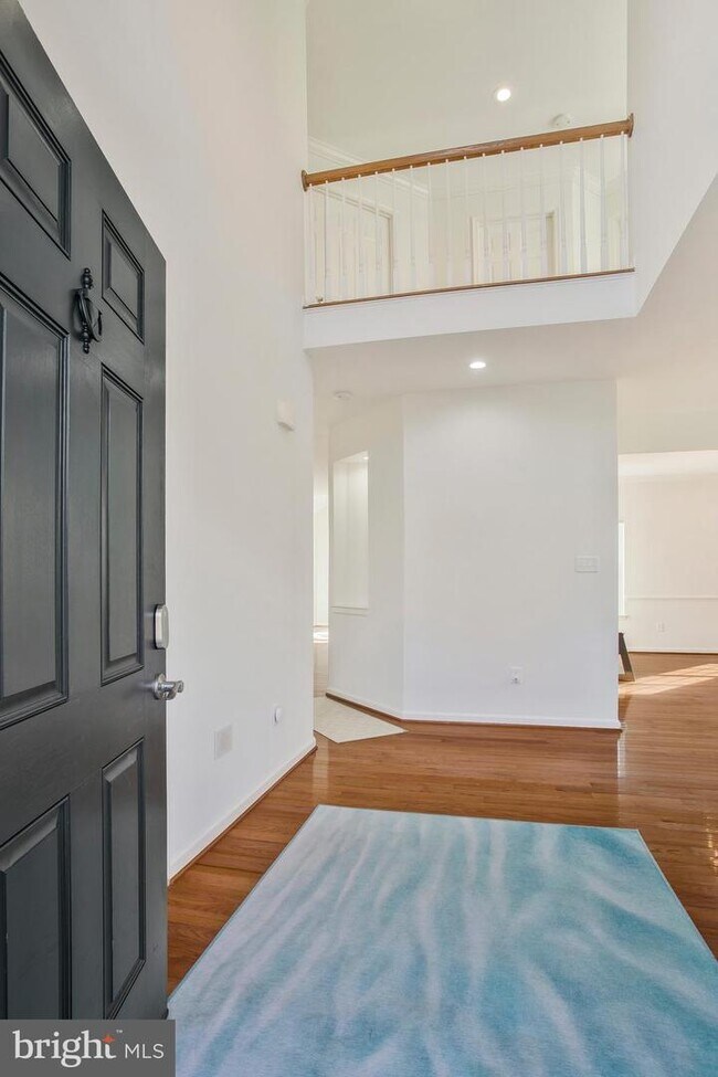 Foto del edificio - 1317 Sewell Farm Drive