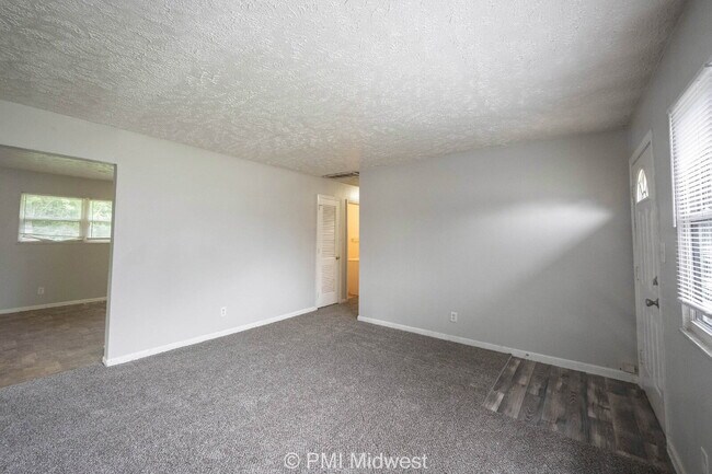 Foto del edificio - 4719 Calhoun St