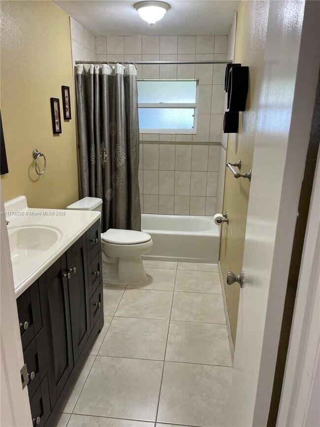 Foto del edificio - 9364 SW 184th Terrace