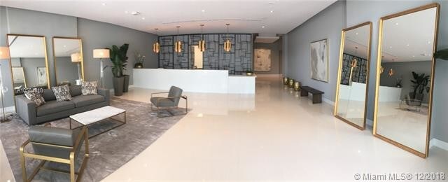 Foto del edificio - 321 NE 26th St