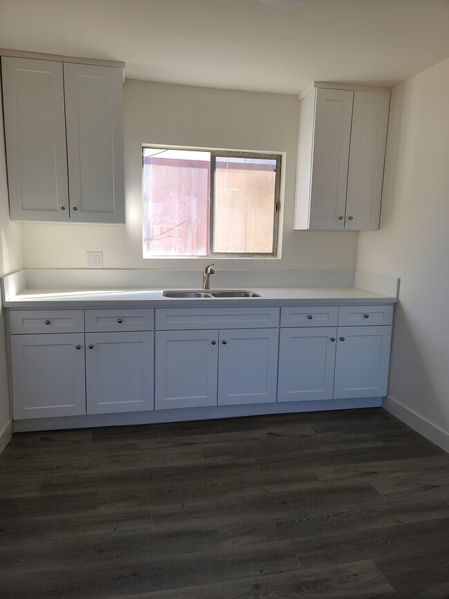 Foto del edificio - 1342 W 227th St