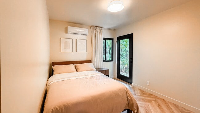 Foto del edificio - 5323 Monterey Rd