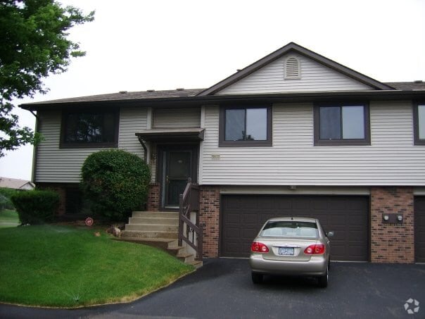 Building Photo - 5603 Donegal Dr