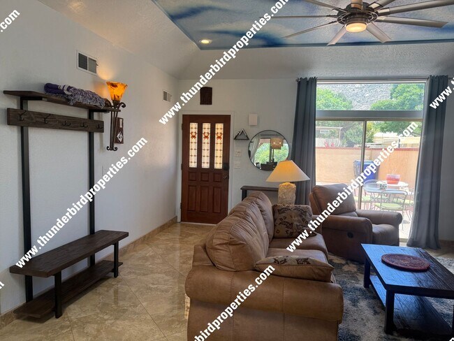 Foto del edificio - 65 Pheasant Hill Dr NE