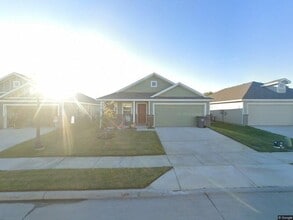 Building Photo - 5832 Cherry Holw Wy