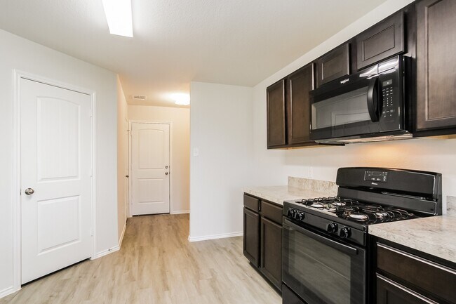 Foto del edificio - 13424 Andi Brook Ln