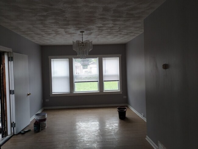 Foto del edificio - 316 E 107th St