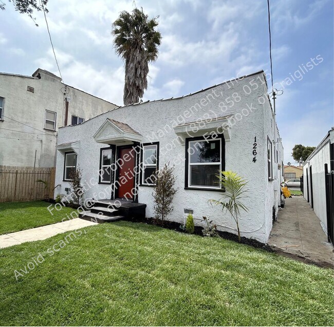 Building Photo - 1264-1265 W 83rd, Los Angeles, CA 90044