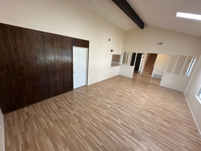 Building Photo - 4 Bedroom 2 Bath Home in Orcutt