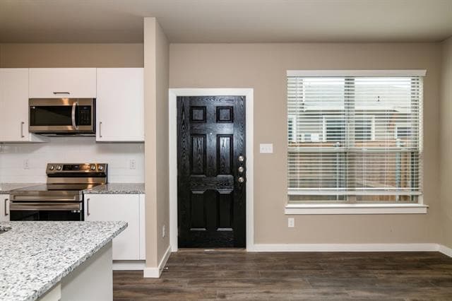 Building Photo - 605 Harvest Moon Dr