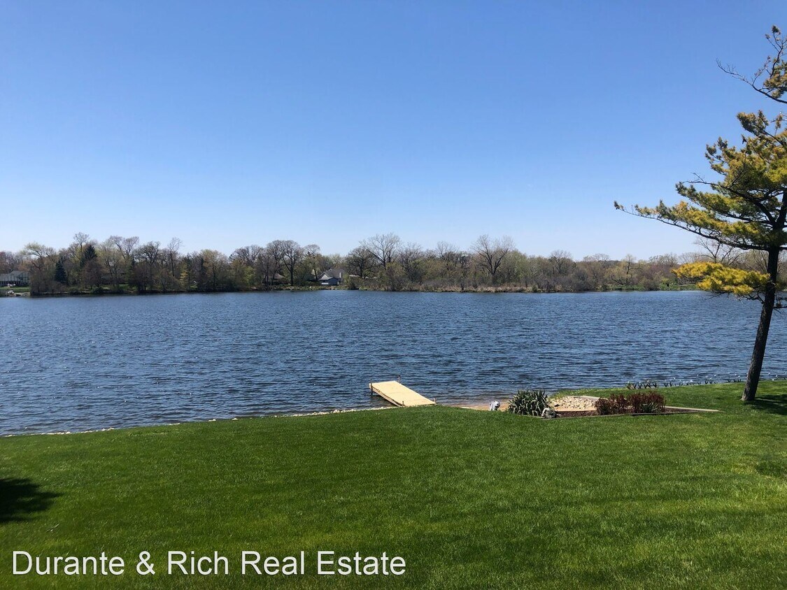 Primary Photo - 3 br, 1 bath House - 210 Lake Shore Drive