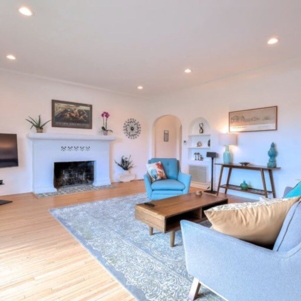 living room - 7455 Oakwood Ave