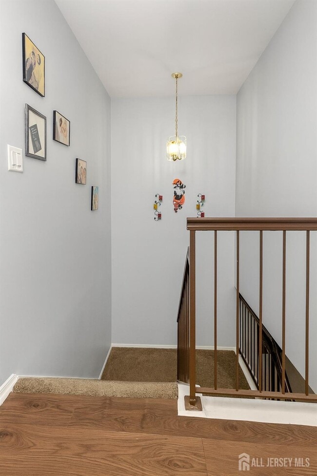 Building Photo - 44 Heather Ct