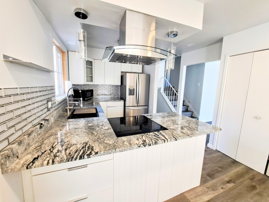 Foto principal - 2362 Georgetown Blvd